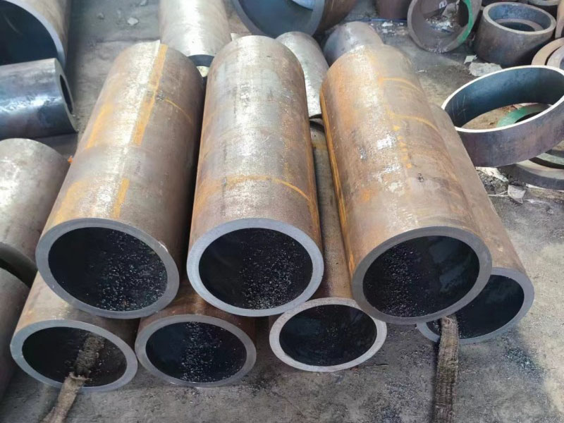 萝北12Cr1MovG无缝钢管切割